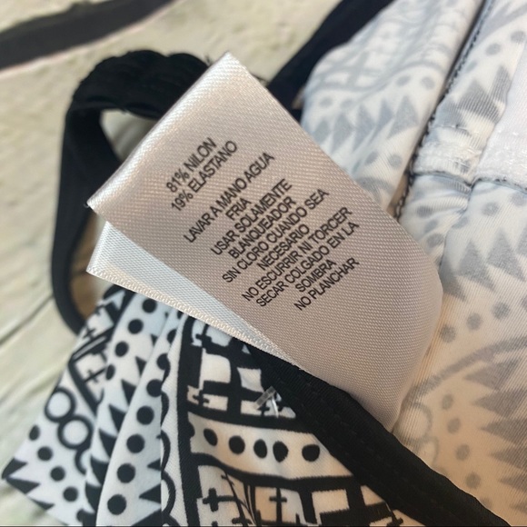 Splashletics Tankini Swim Top - Picture 8 of 8